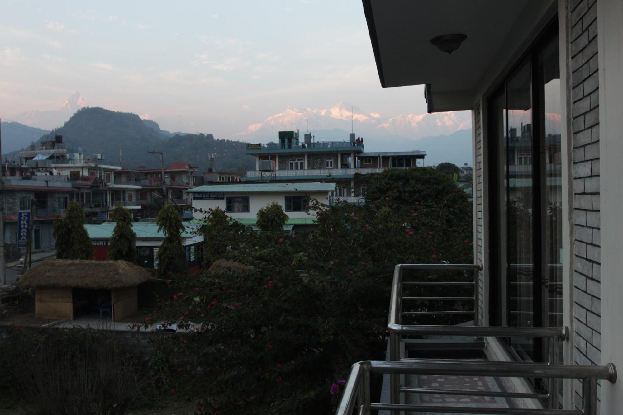 Hotel Pokhara View Room photo