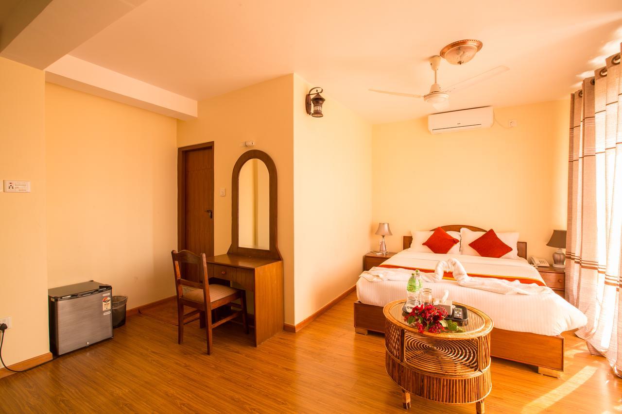 Hotel Pokhara View Exterior photo